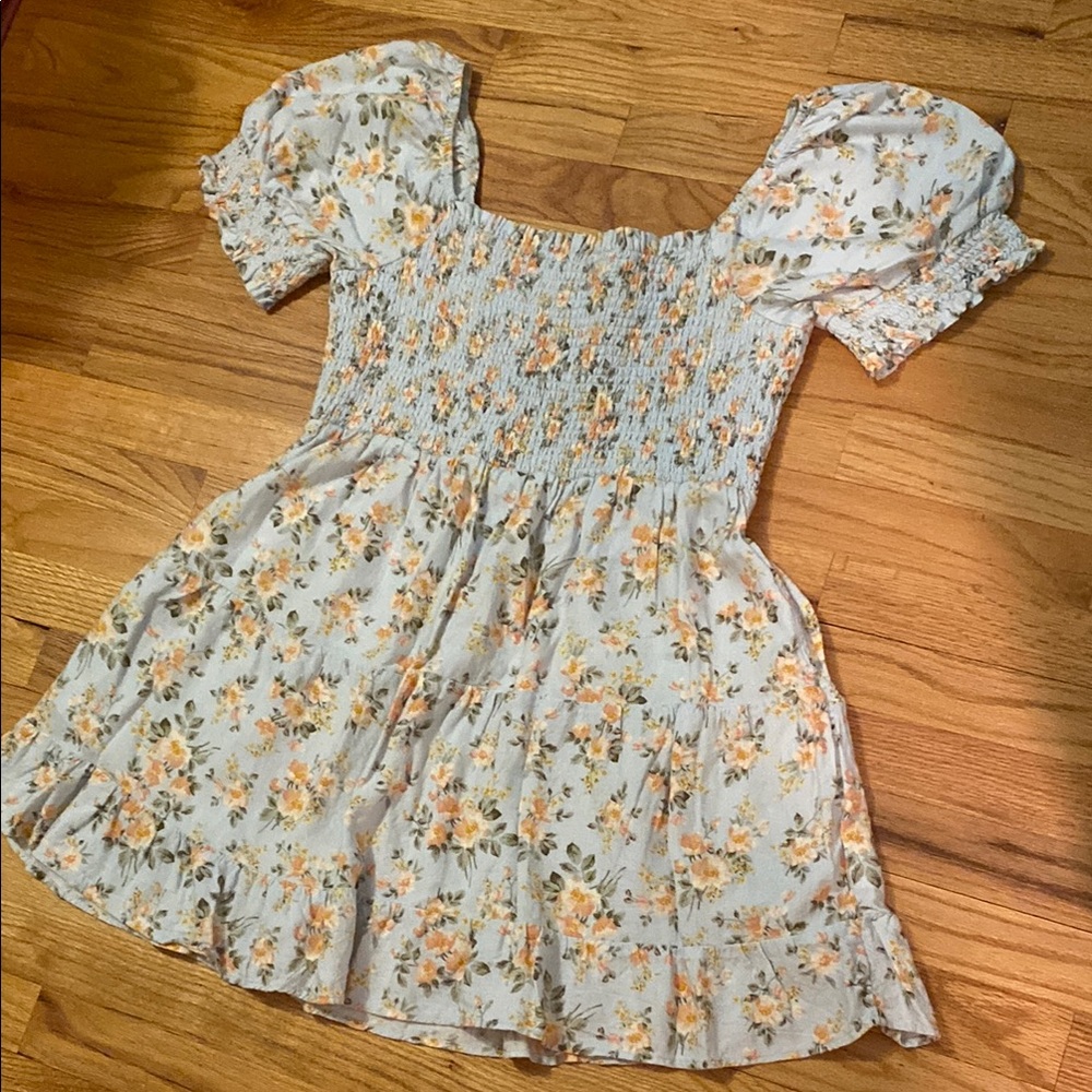 American Eagle Floral Smocked Dress with Puff Sleeves and pockets